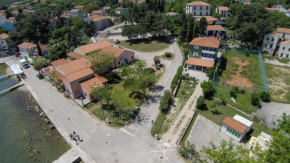 Отель Double Room Nerezine 11815a  Нерезине